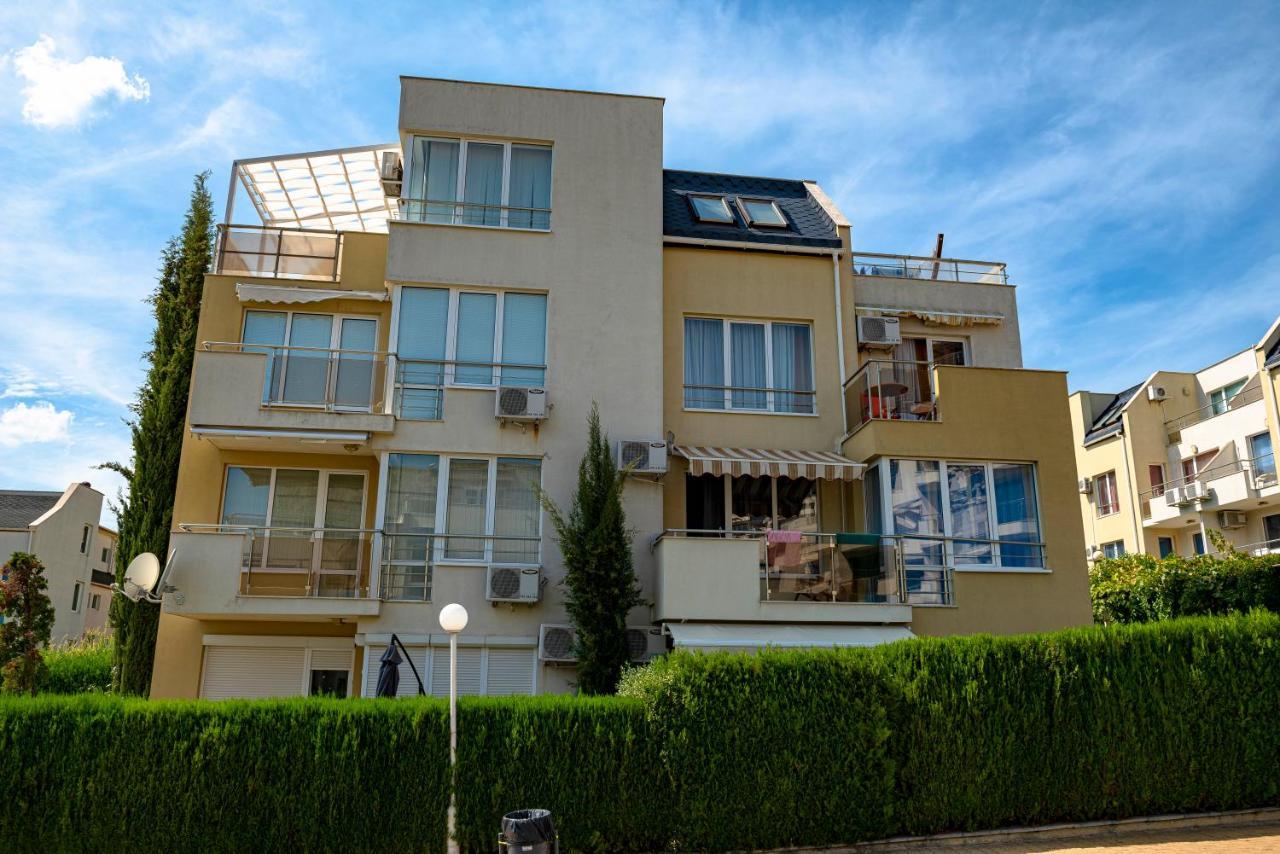 Menada Belle View Apartments Sveti Vlas Exterior foto