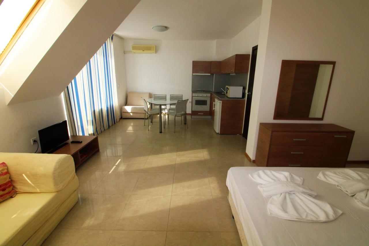 Menada Belle View Apartments Sveti Vlas Exterior foto