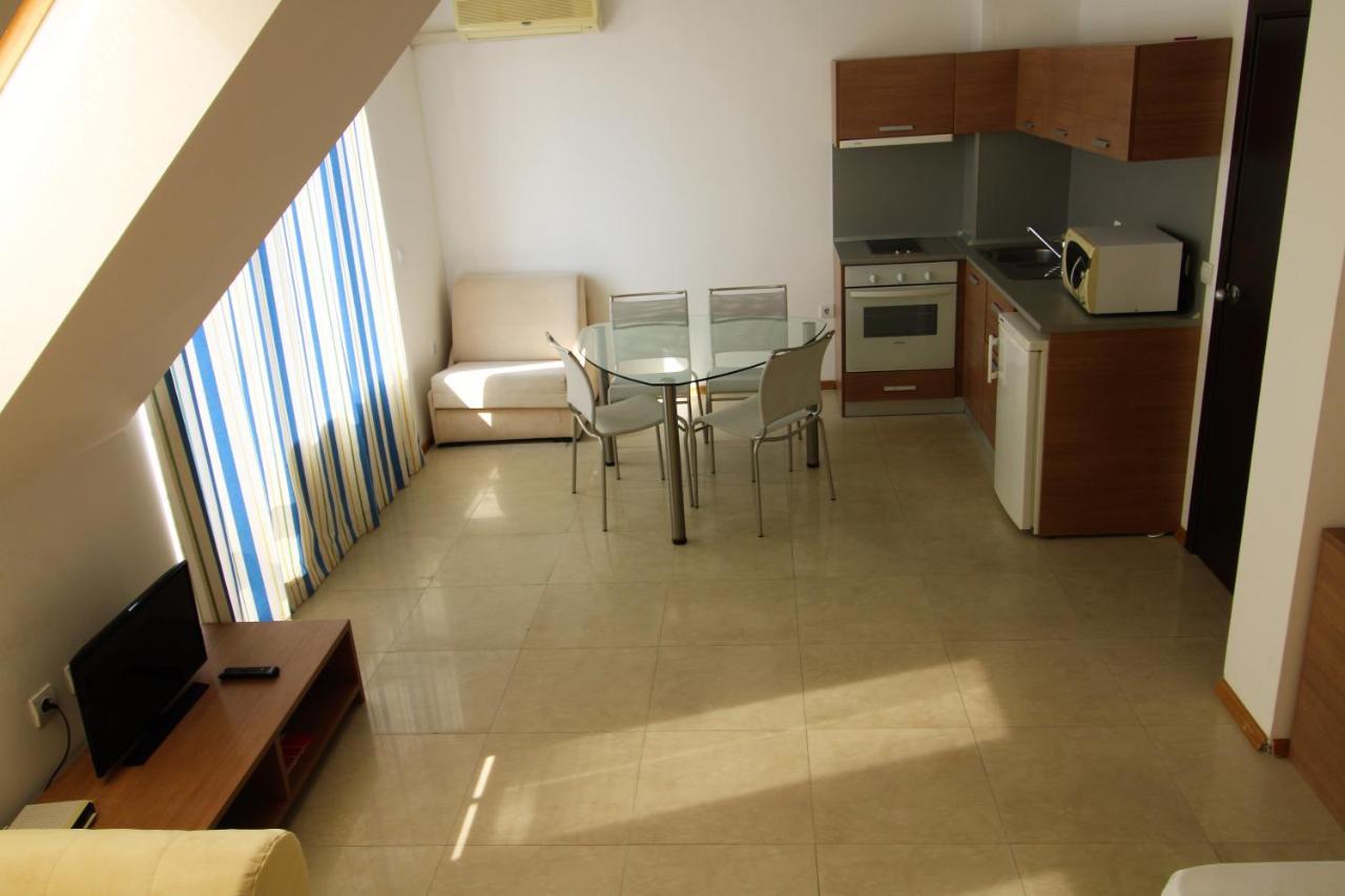 Menada Belle View Apartments Sveti Vlas Exterior foto