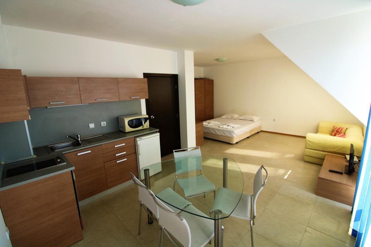 Menada Belle View Apartments Sveti Vlas Exterior foto