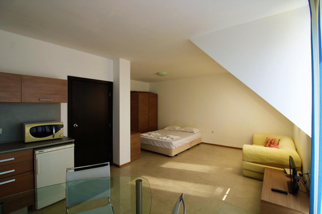 Menada Belle View Apartments Sveti Vlas Exterior foto