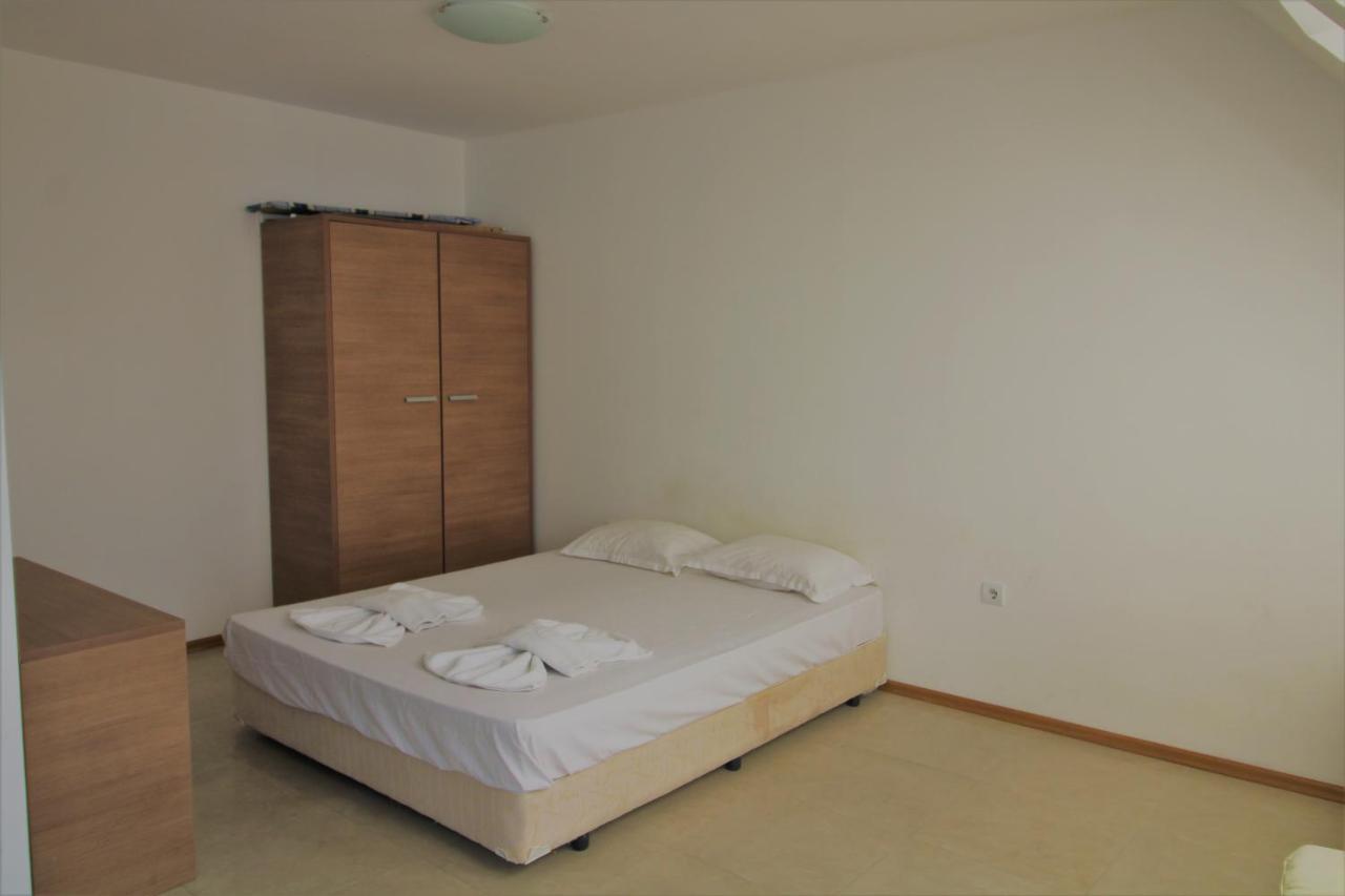 Menada Belle View Apartments Sveti Vlas Exterior foto