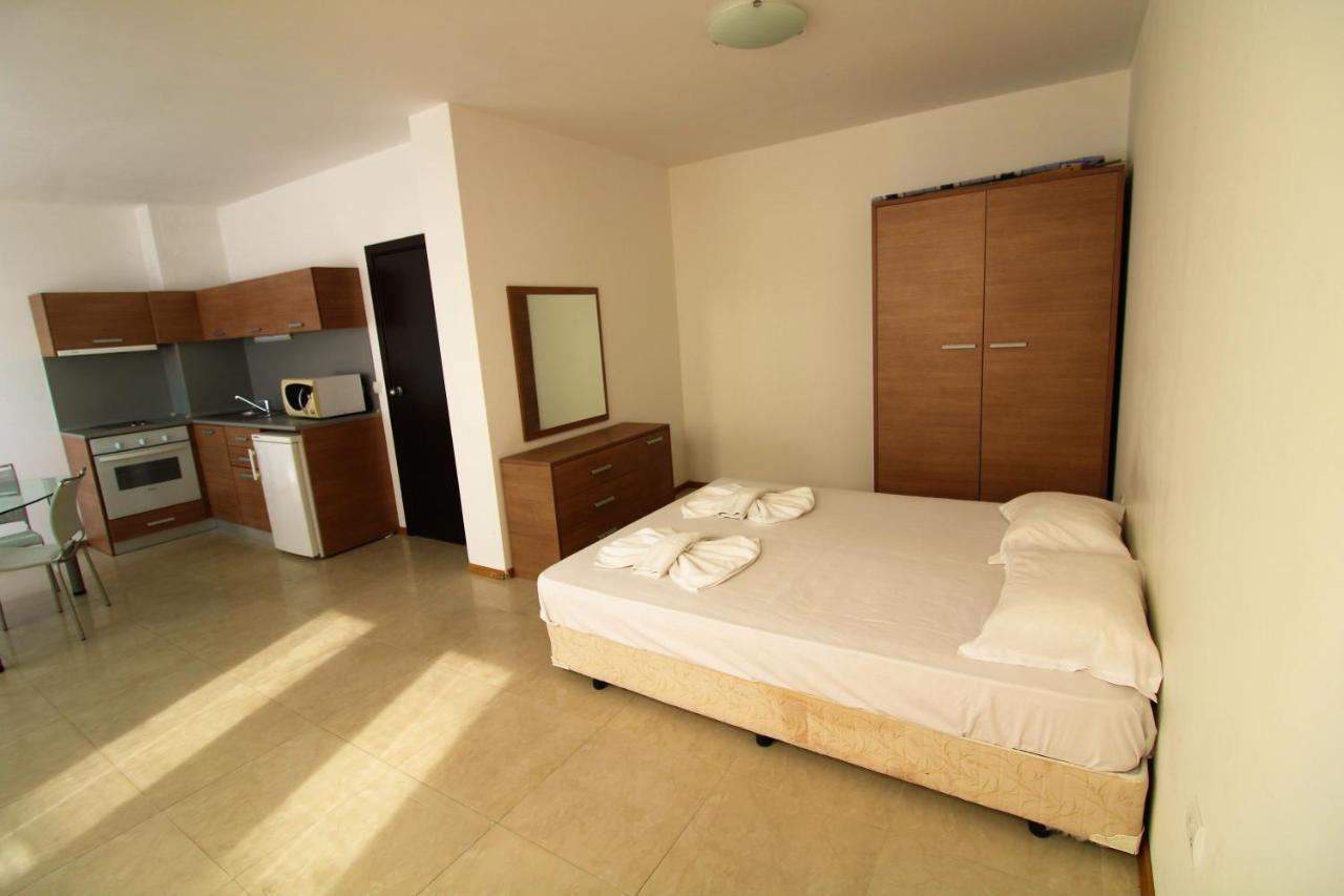 Menada Belle View Apartments Sveti Vlas Exterior foto