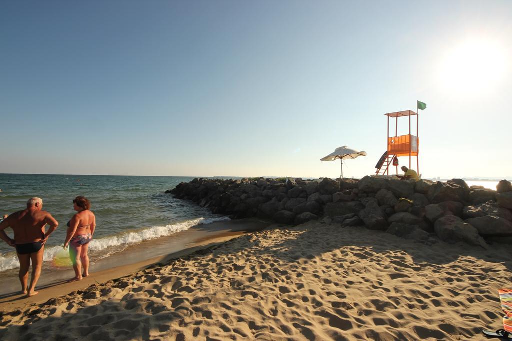 Menada Belle View Apartments Sveti Vlas Exterior foto
