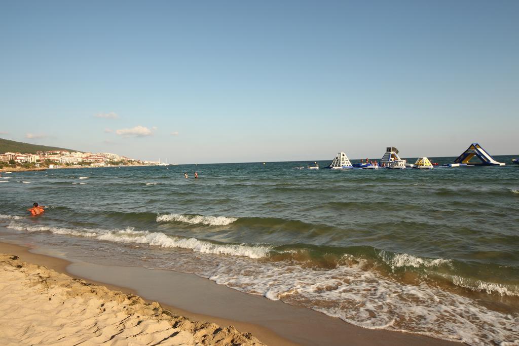 Menada Belle View Apartments Sveti Vlas Exterior foto