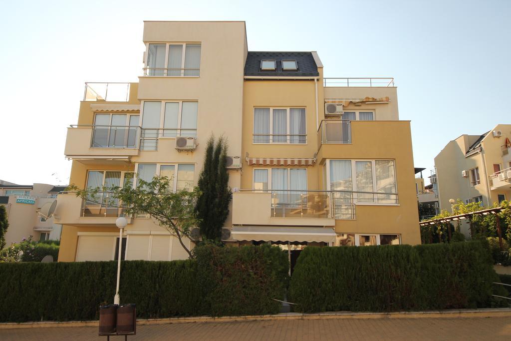Menada Belle View Apartments Sveti Vlas Exterior foto